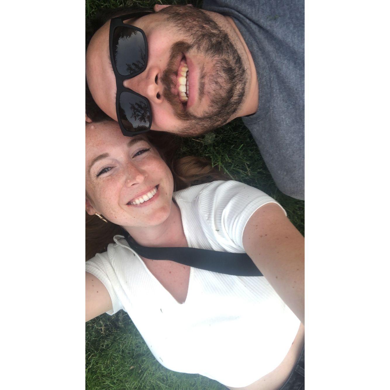 Taking a quick break in Kelowna for some selfies.