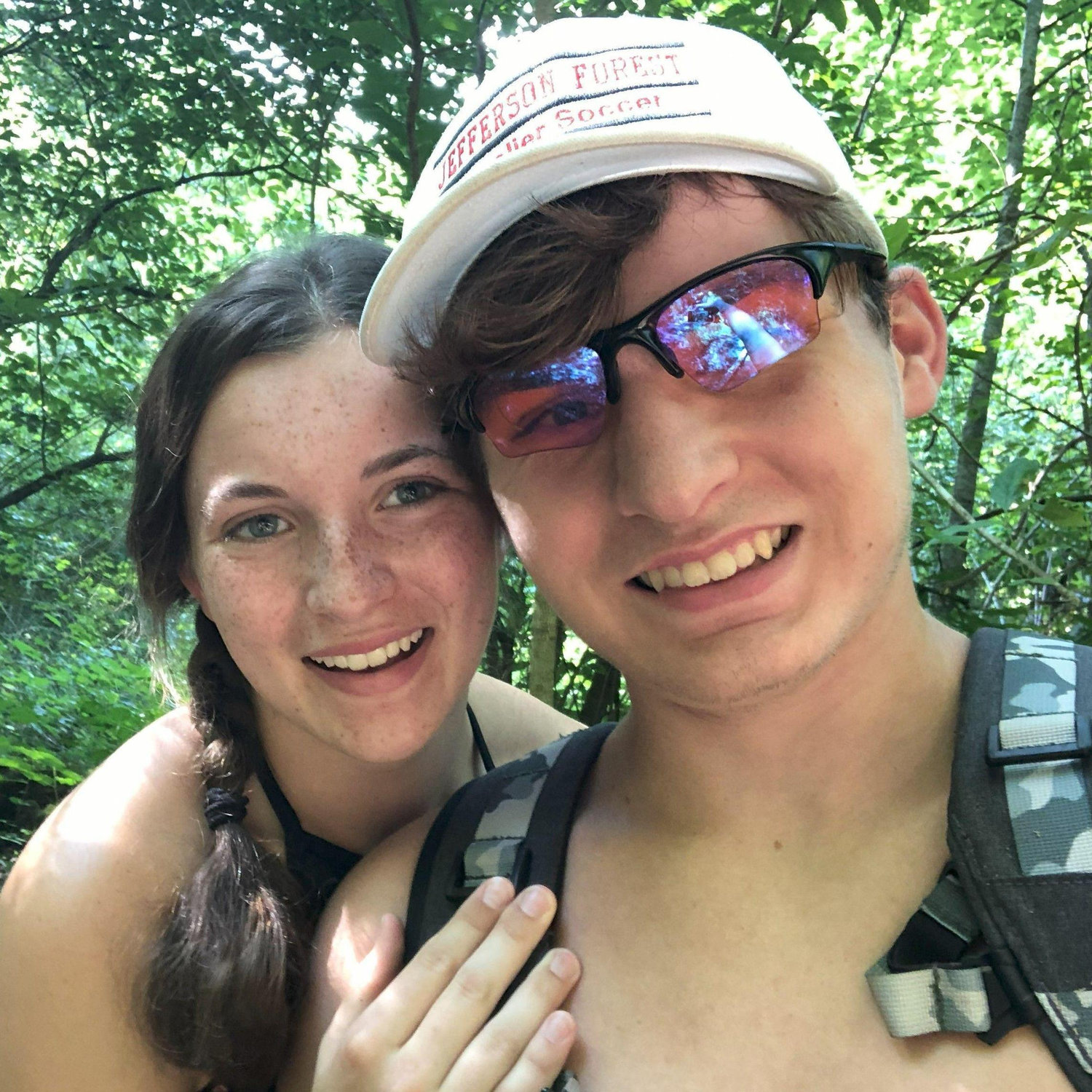 A summer adventure to a waterfall (2020)