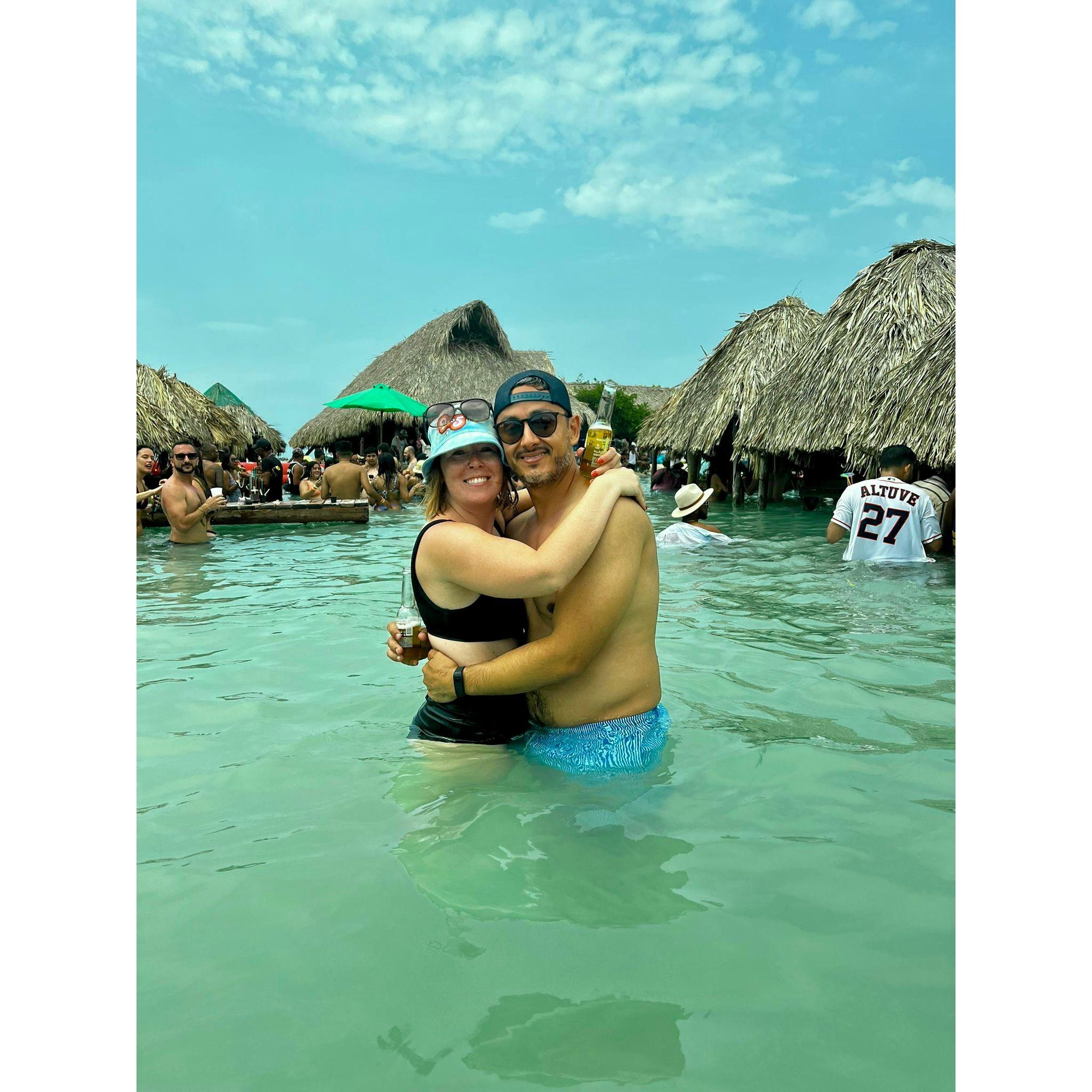 Boat day in Cartagena with lots of drinks and dancing included!