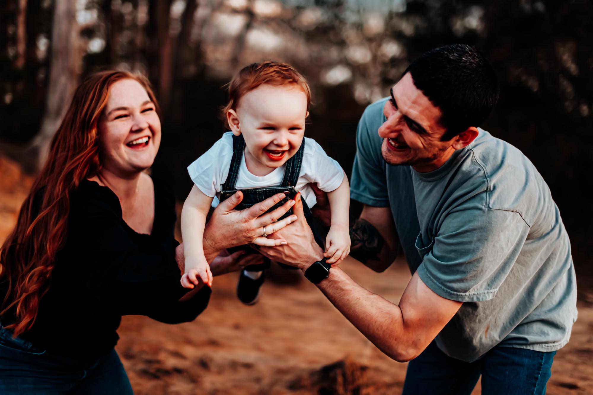 The Wedding Website of Mikayla Mills and Jay Tessier