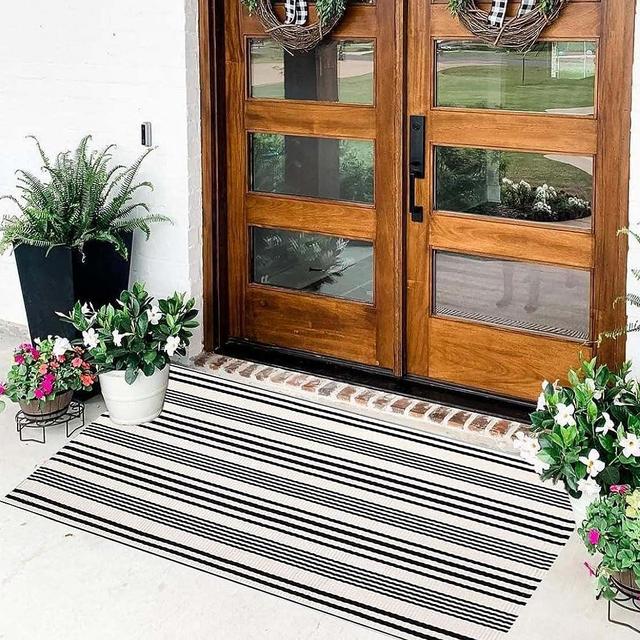 Black and White Striped Rug 24'' x 51'' Front Porch Rug Front Door Mat Hand-Woven Machine Washable Indoor/Outdoor Rug Layered Door mats for Entryway/Laundry Room/Bedroom