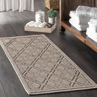 Sheridan Textured Diamond Trellis Bath Mat
