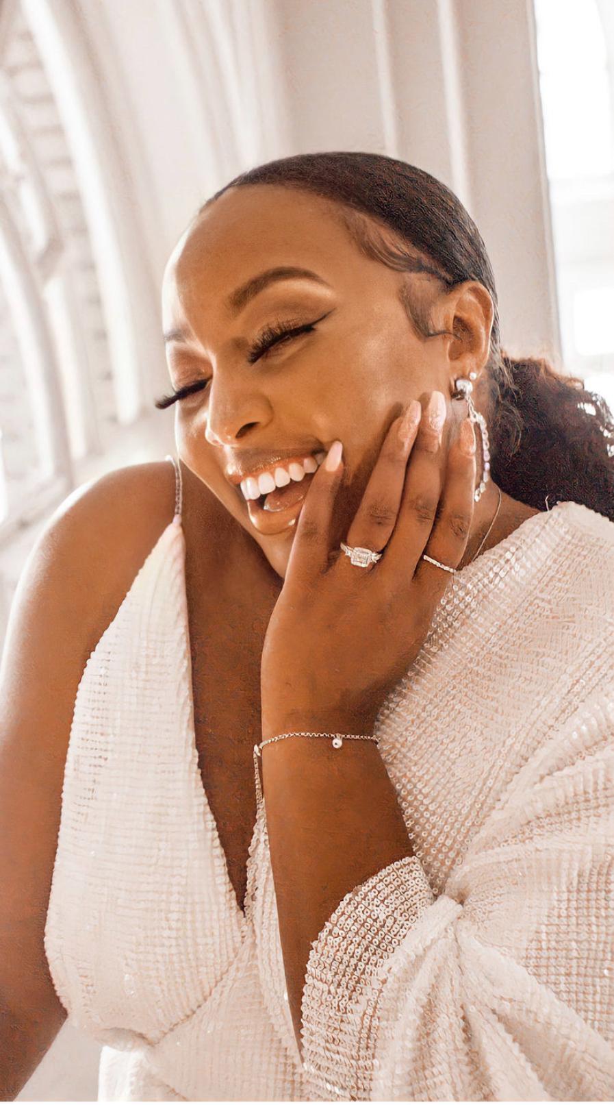 That pretty hand 😁