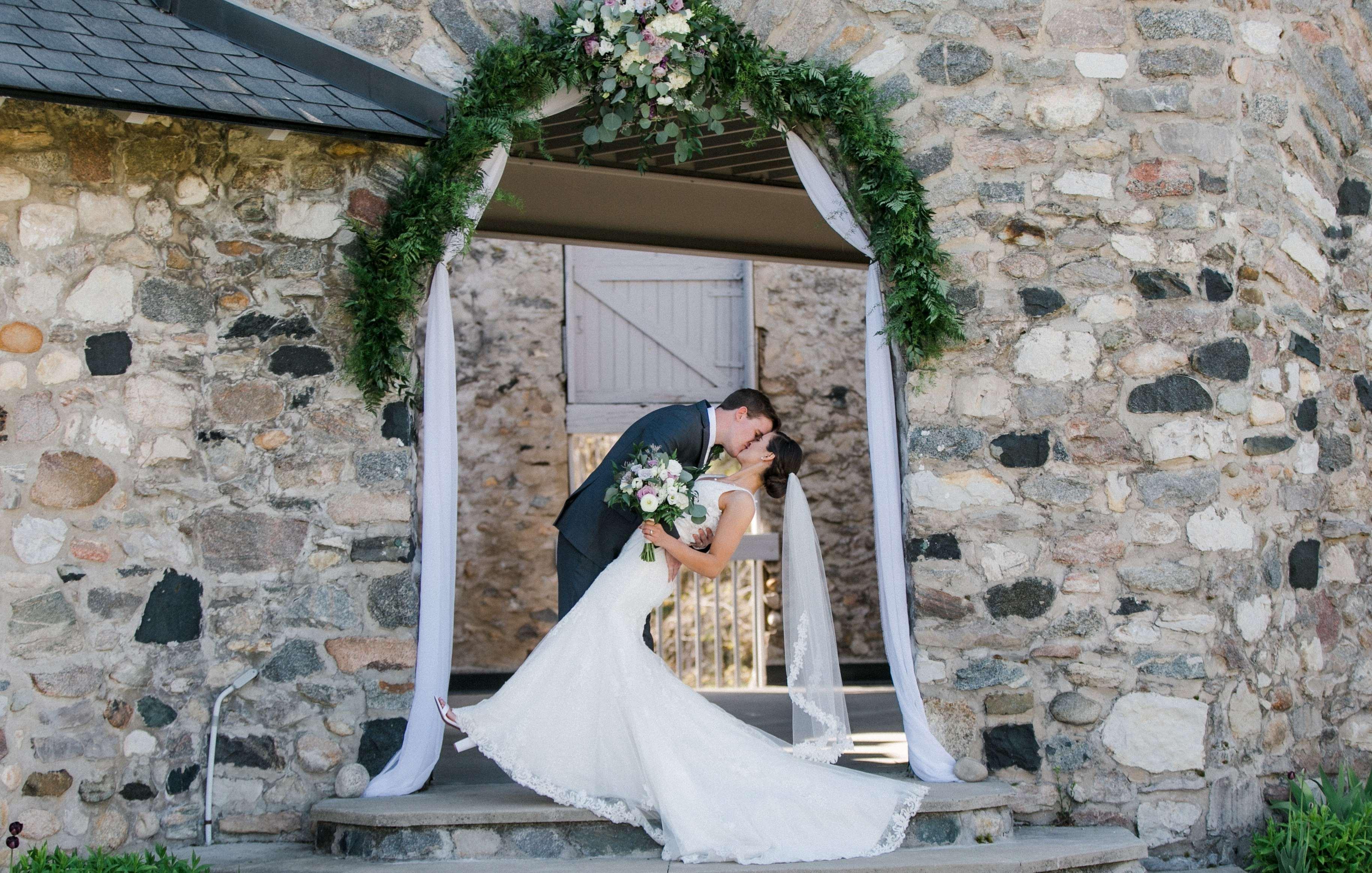 The Wedding Website of Brooke Draggoo and Ryan Gove