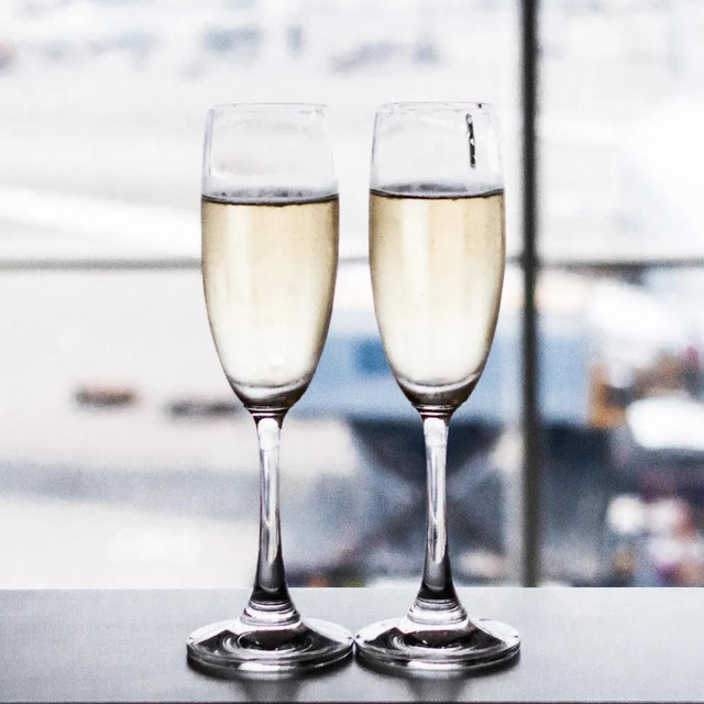 Bon Voyage airport drinks!