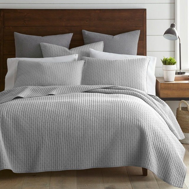 Cross Stitch Lt Grey King Quilt Set