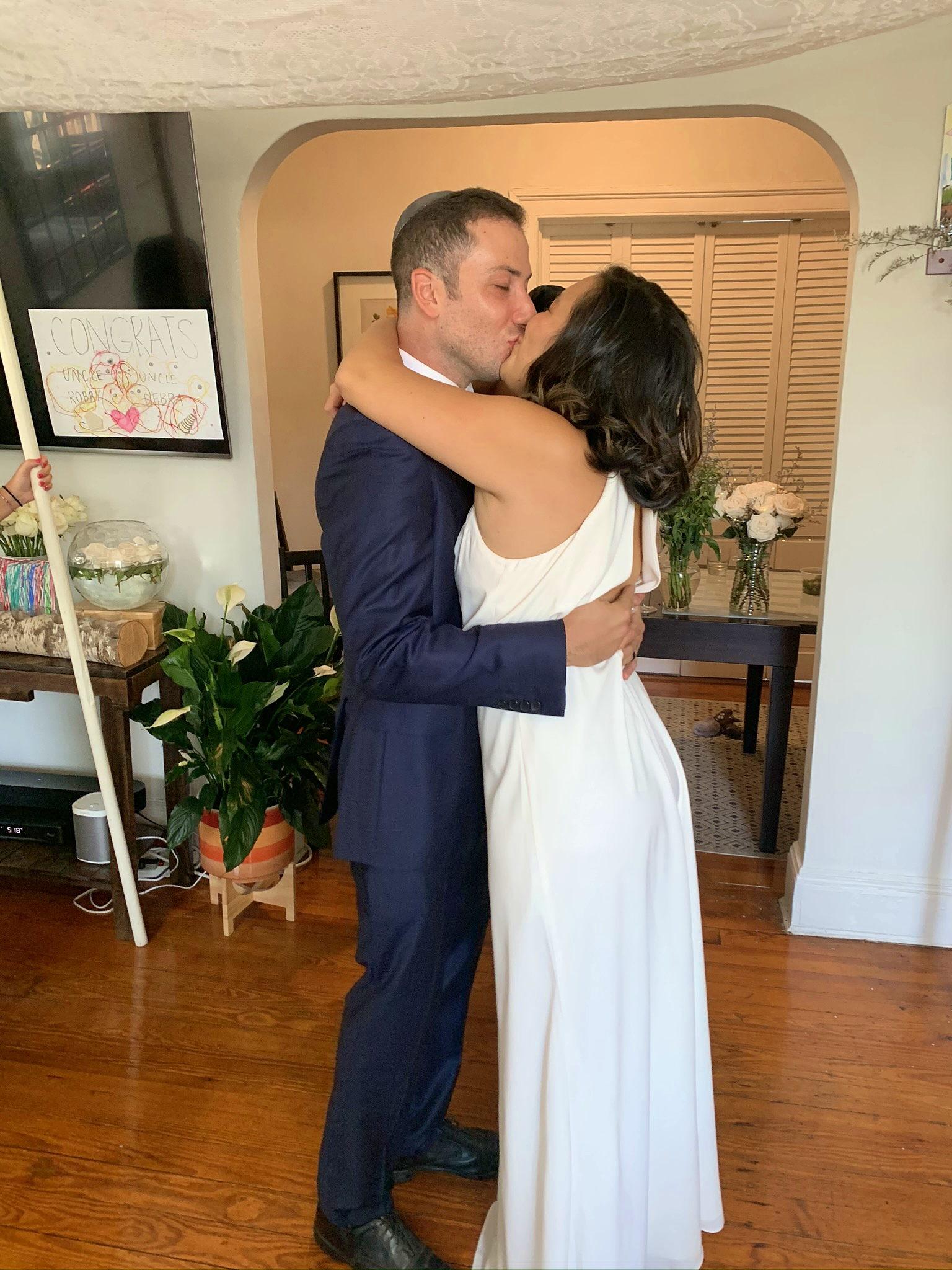 The Wedding Website of Debra Lin and Robert Albenda