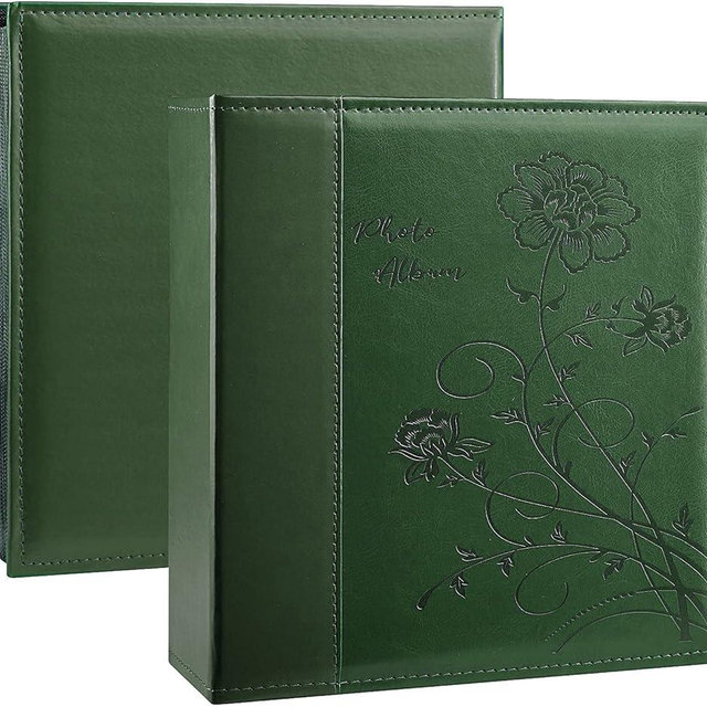Artmag Photo Album 4x6 400 Photos, Extra Large Capacity Leather Cover Wedding Family Photo Albums Holds 400 Vertical 4x6 Photos(Dark Green)