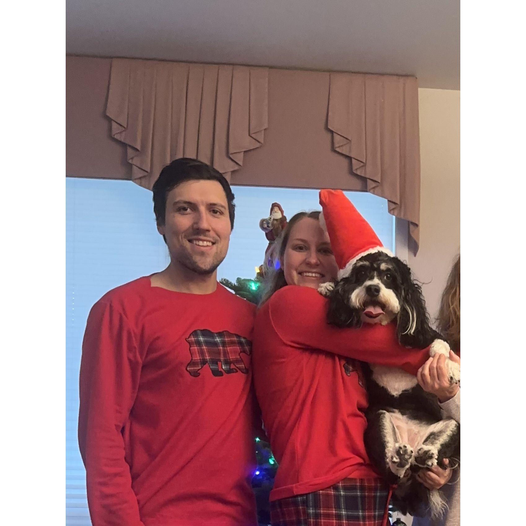 Our second Christmas with Leiya's parents in Olympia, this time we compromised with Moose and had her wear a hat instead of her matching pjs!