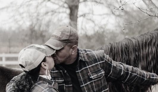 The Wedding Website of Lissette Fuentes and Derrick Stephens