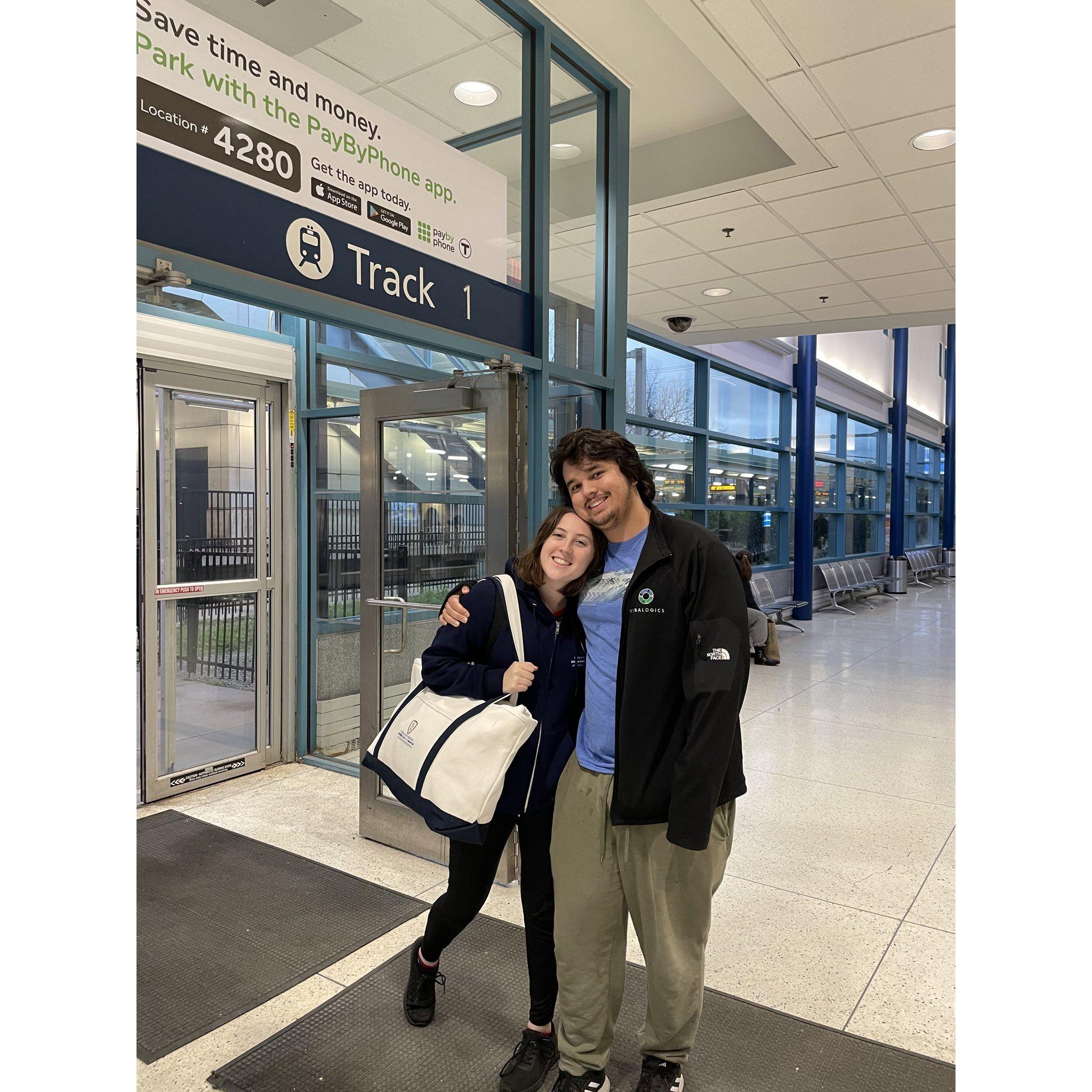 Long-distance goodbye (until next weekend)