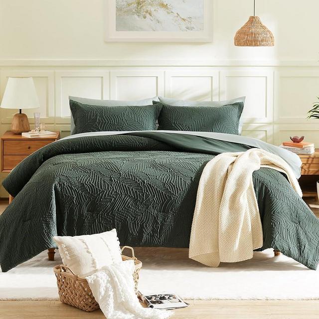 Geniospin Queen Comforter Set, Bed in a Bag 7-Pieces, with Comforter, Pillow Sham, Flat Sheet, Fitted Sheet and Pillowcase, All Season Comfortable Seersucker Bedding Soft & Cozy (Dark Green, 90"x90")