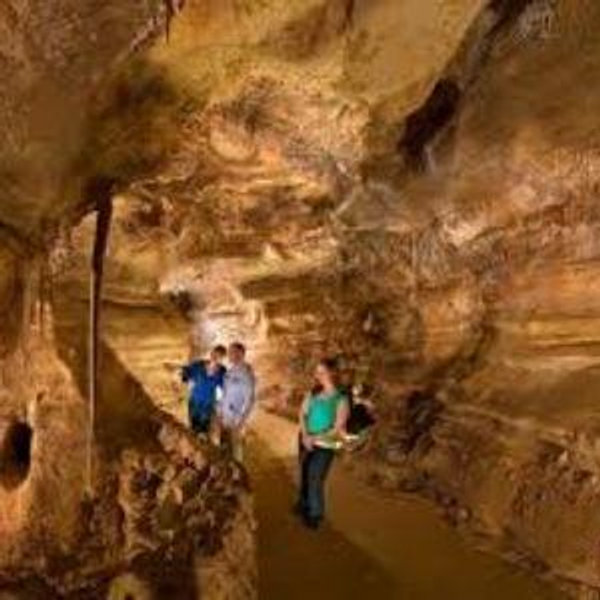 Cave of the Winds Tour