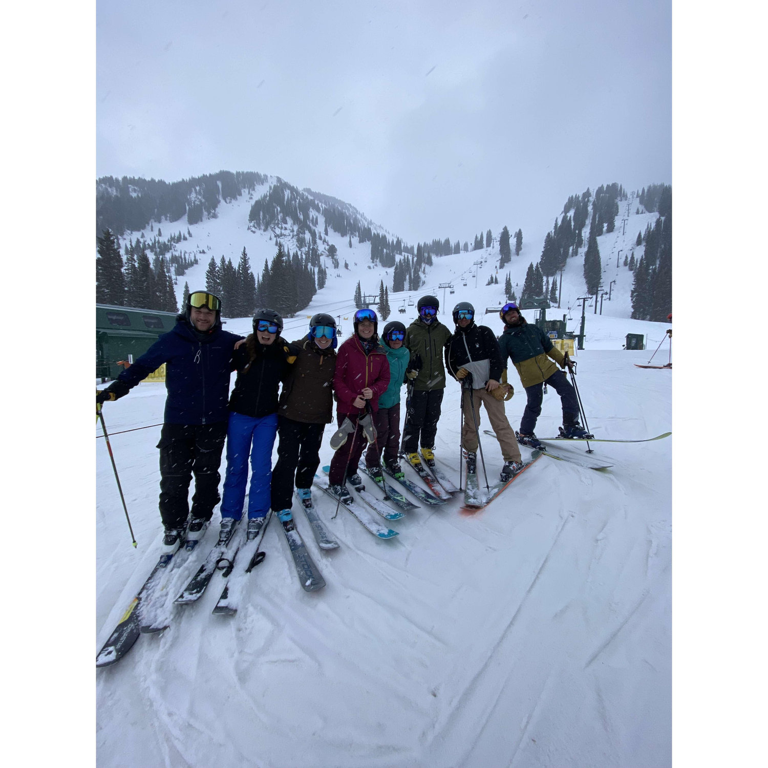 Joined up with the group for some runs and Champagne that Zoe & Bobby brought/skied the morning with it in their jackets