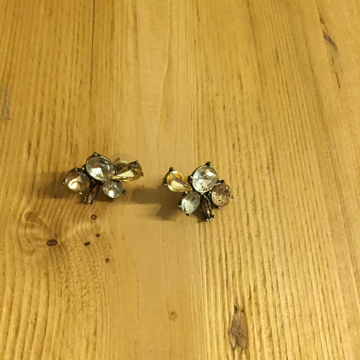 Earrings (very much my style - thought about stealing them)