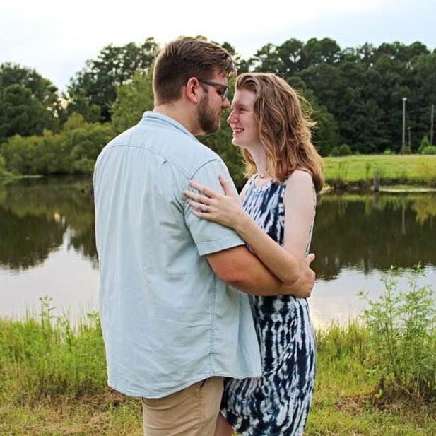 Engagement pictures by Mackenzie Langland