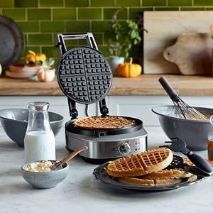 Breville No Mess Classic Round Waffle Maker