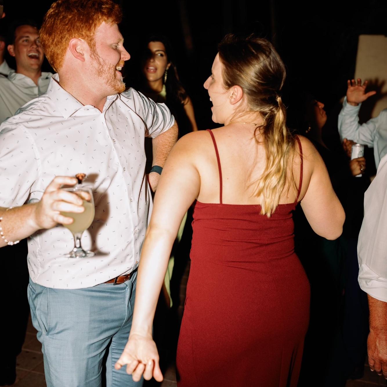 We will close out any dance floor💃🏻