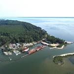 The Reluctant Navigator Restaurant & Double 'T' Oyster Ranch at Tall Timbers Marina