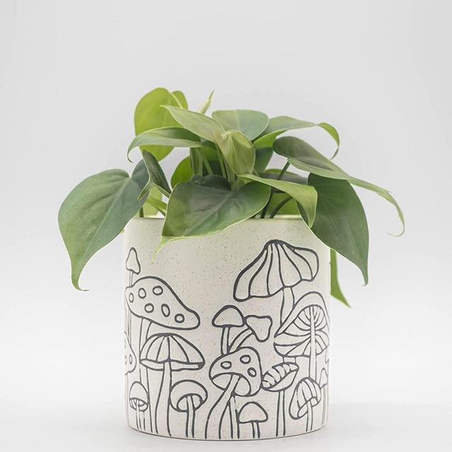 Mushroom Decor Planter Handmade Design Speckled White Ceramic Unique Retro Plant Pot Indoor Plants Modern Boho Cottagecore Room Decor Cute Vintage Aesthetic Decoration Funky Eclectic Accent Piece Gift