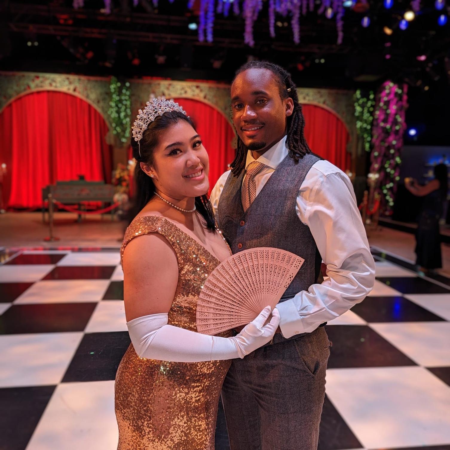 Presenting Lord and Lady Reynolds!

Living our best Bridgerton lives.