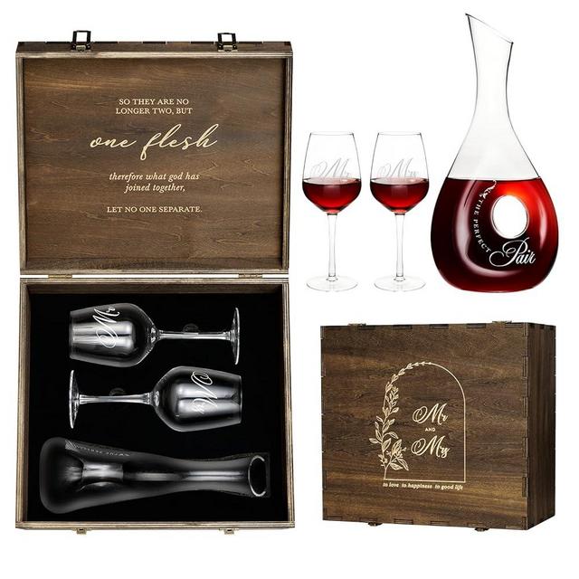 AW BRIDAL Mr and Mrs Gifts Wedding Gifts Romantic Anniversary Engagement Gifts for Couple Christmas Gifts Bridal Shower Gifts - Wine Decanter with Mr Mrs Wine Glasses, Engraved Wooden Keepsake Box