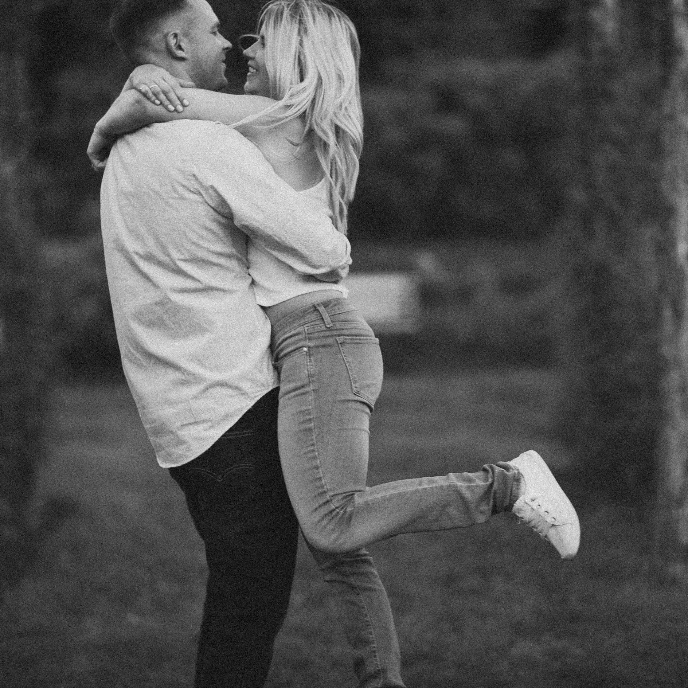 Engagement Shoot in West Hartford, Connecticut
Melanie Ruth Photography