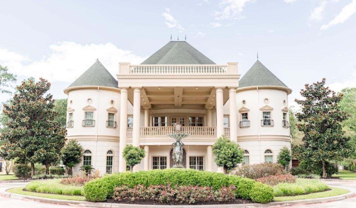 The Wedding Website of Valerie Martinez and JD Garcia
