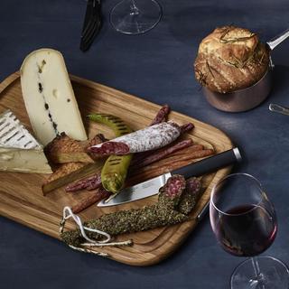 Maitre D' Oak Carving Board