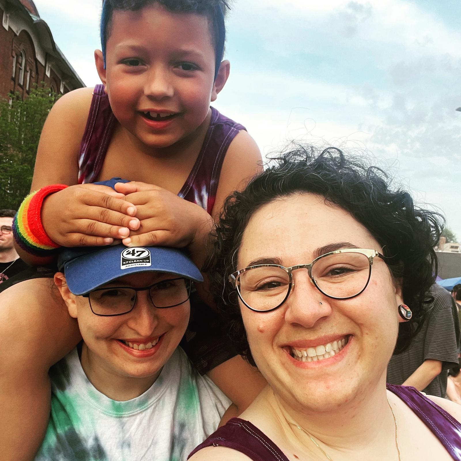 And we’re full of Pride 🏳️‍🌈 because as Elissa always says, love makes a family!