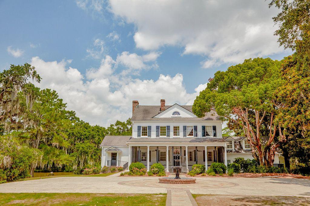 The Wedding Website of Karen Rivera and Austin Smith
