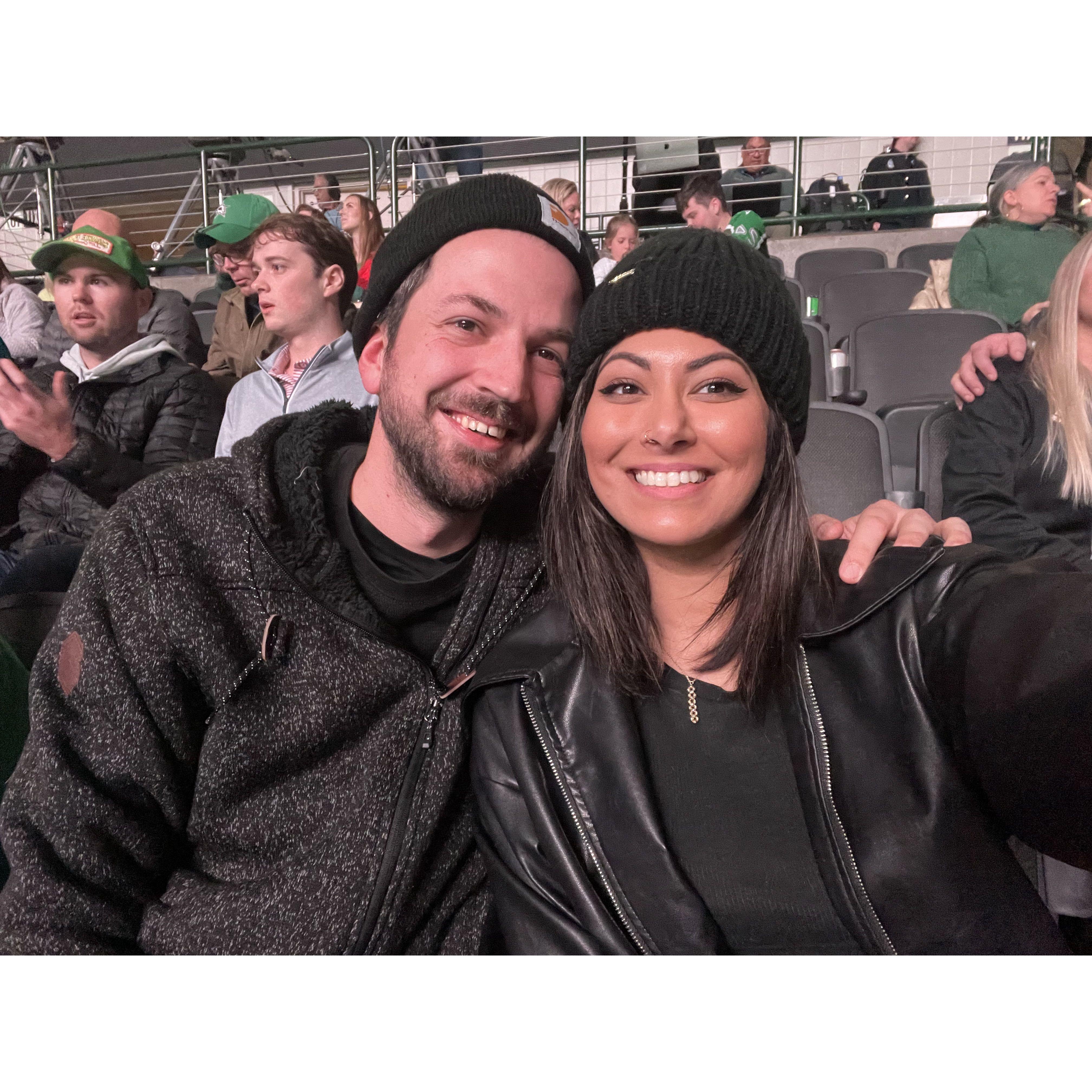 A spontaneous hockey game that we scored tickets to (thanks to Saarah's cousin) the moment the game started!