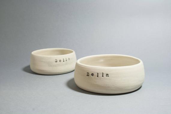 Pottery dog bowl. Personalized Medium size. Modern custom cat water dish. Handmade pet kitchenware. Stoneware food water jar.