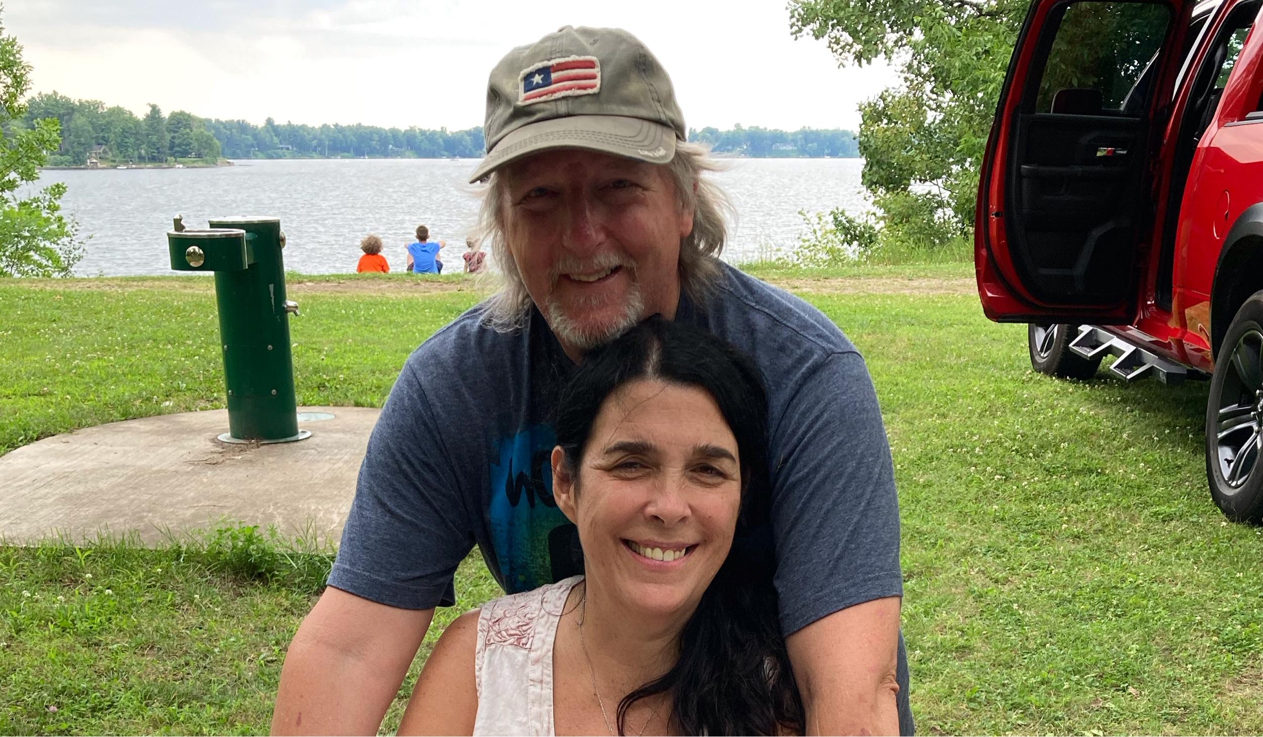 The Wedding Website of Dana Cunningham and Linda Robinson