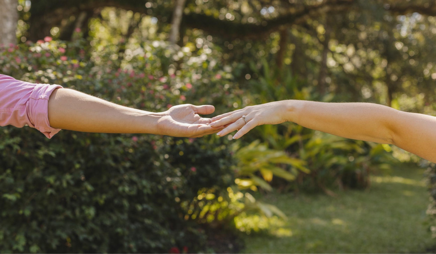 The Wedding Website of Caitlynn Berrier and Gilberto Bustamante