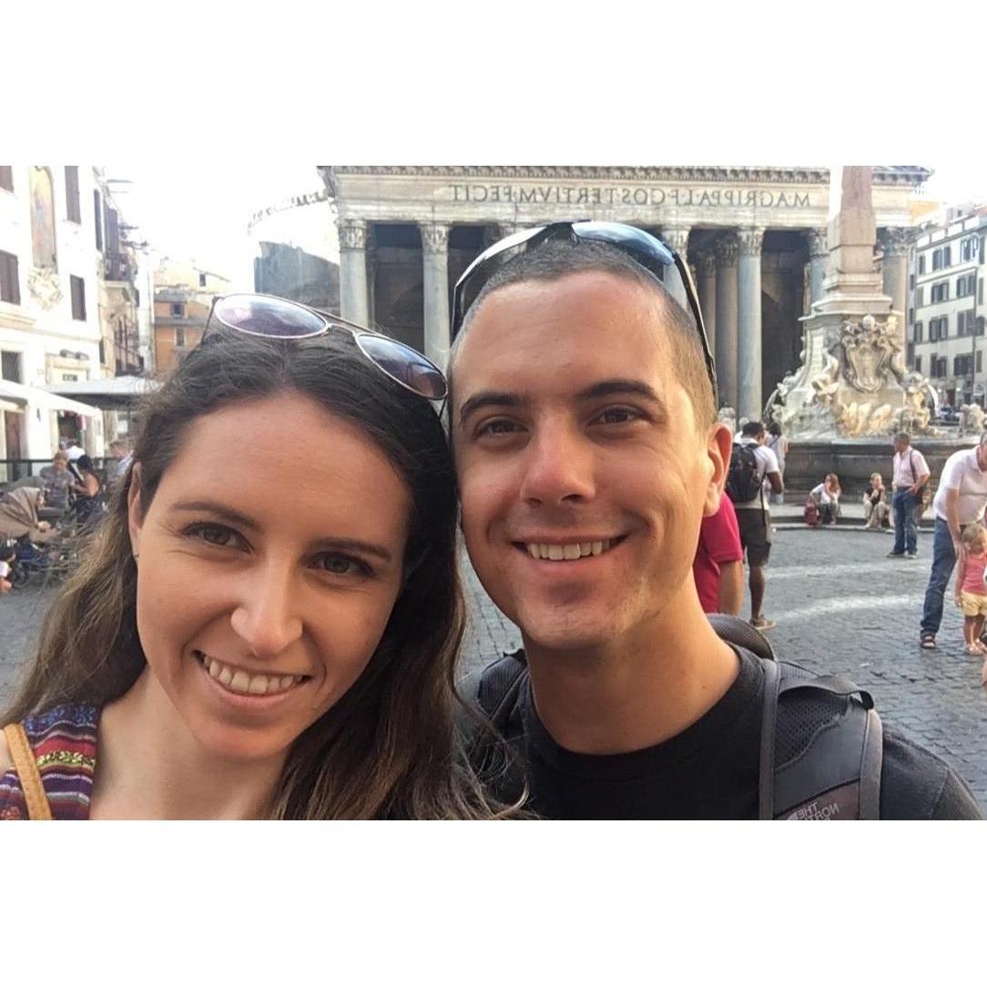 Fighting tourists in Rome for the best selfies!