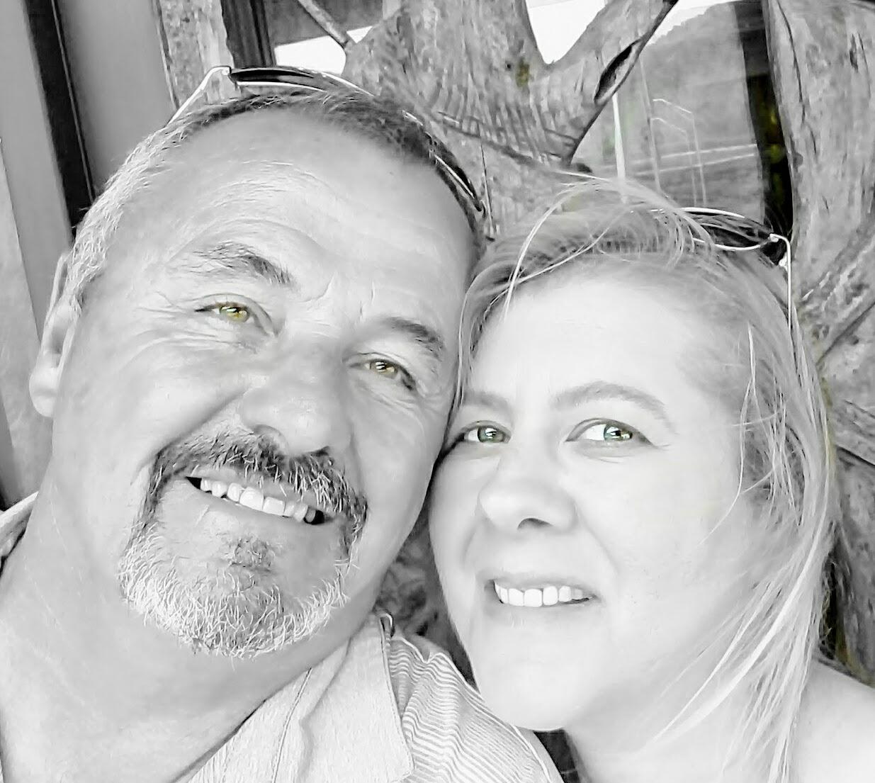The Wedding Website of Lisa Coffey and Dorma Coffey