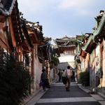 Bukchon Hanok Village, Donmi Pharmacy