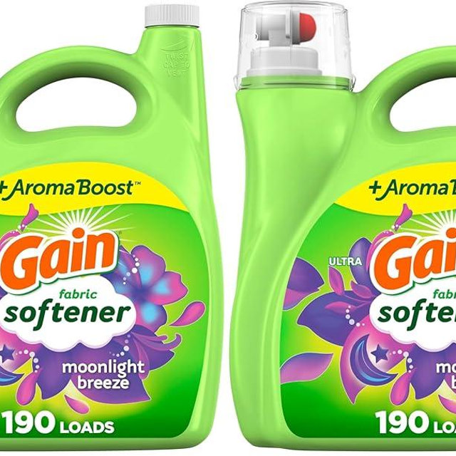 Gain Liquid Fabric Softener, Moonlight Breeze | 190 Loads | 140 fl oz | Pack of 2