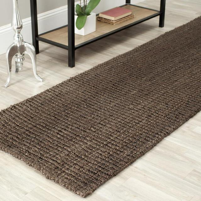 SAFAVIEH Natural Fiber Collection Runner Rug - 2'6" x 6', Brown, Handmade Chunky Textured Jute 0.75-inch Thick, Ideal for High Traffic Areas in Living Room, Bedroom (NF447D)