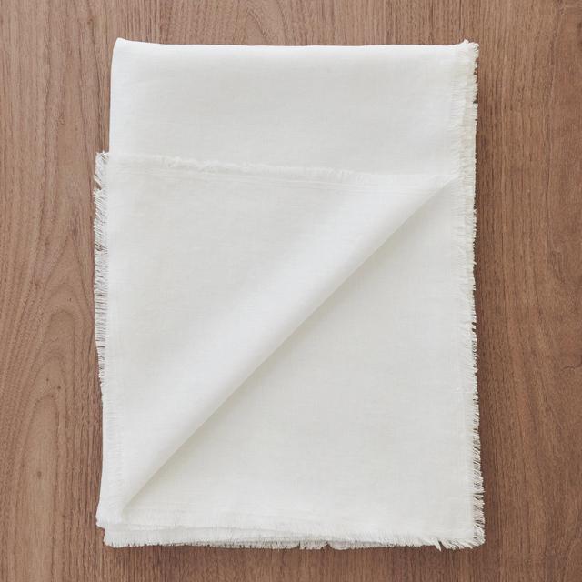 Frayed Linen Tablecloth (Ivory)