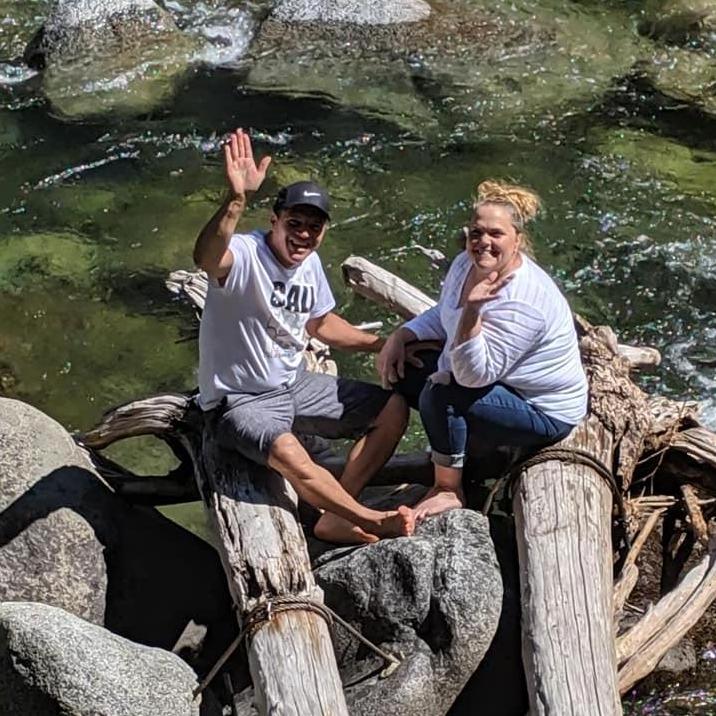 Just hanging out on a log, in the middle of an icy river!