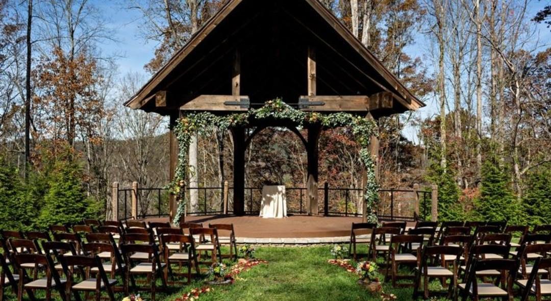 The Wedding Website of Cassie Hernandez and Chris King
