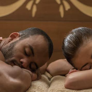 60-Minute Couples Massage