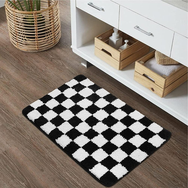 Uphome Bathroom Rugs Black and White Checkered Bath Mat Non Slip Water Absorbent Bath Rug Soft Microfiber Machine Washable Floor Mats for Tub Bathroom Indoor Doormat,18"x26"