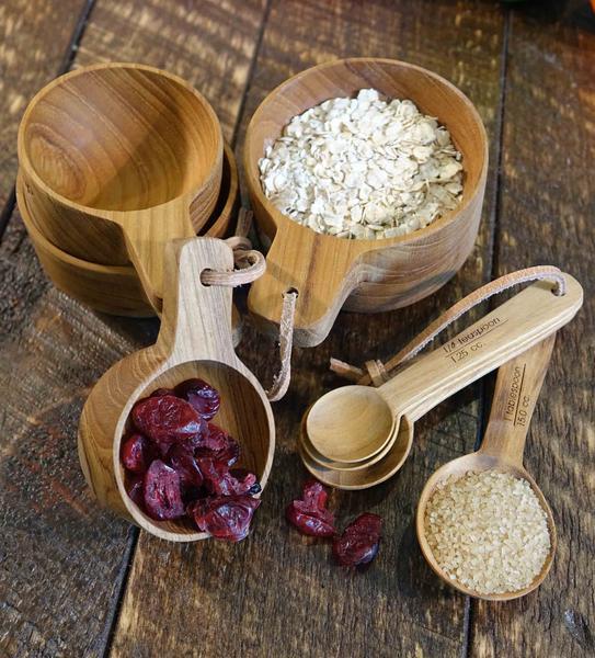 Teak Wood Measuring Cups and Spoons Set