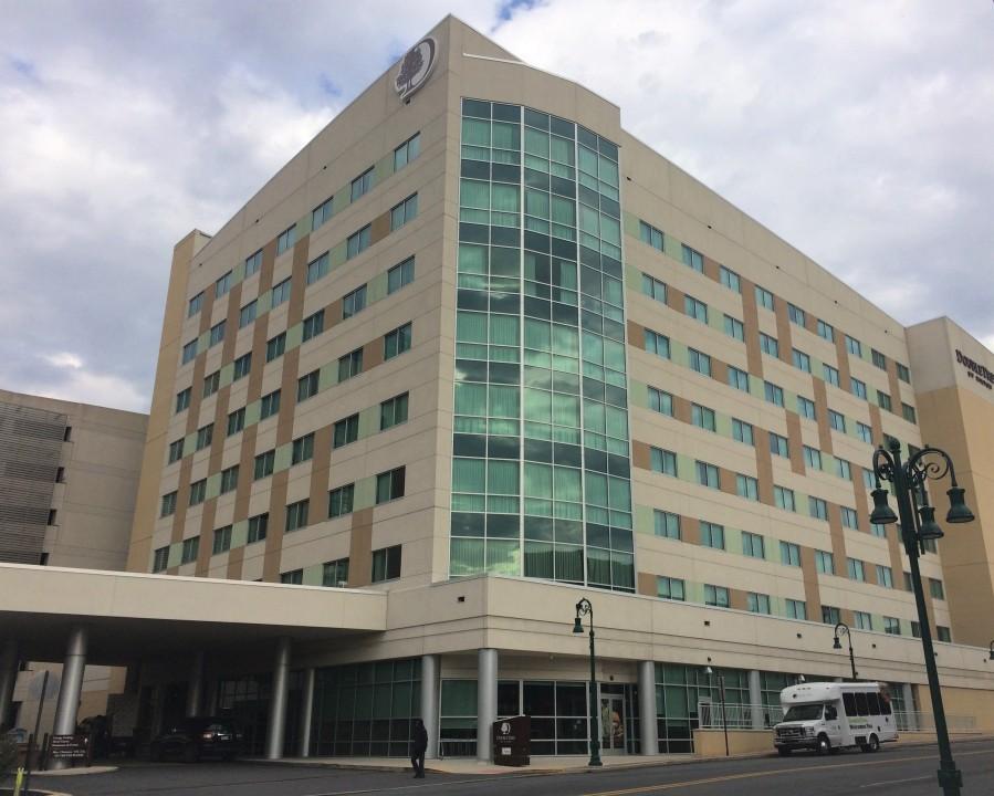 The Wedding Website of Gabrielle Biagi and Nicholas Jones