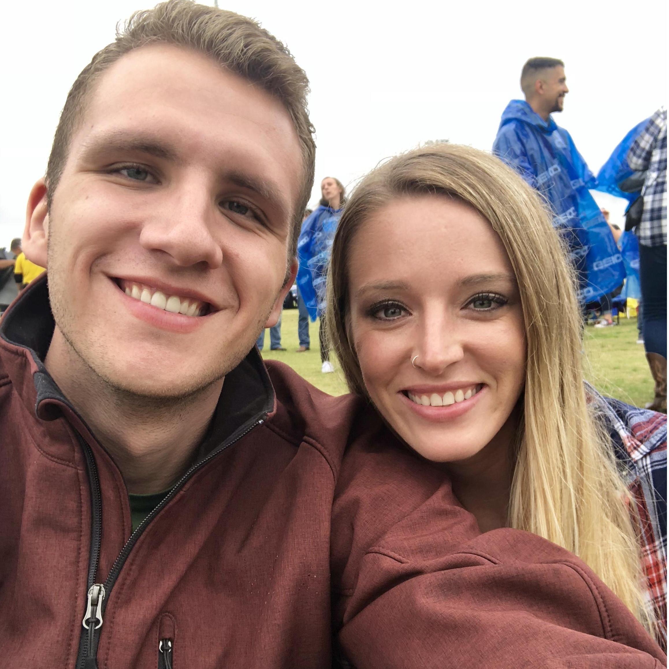 Before the torrential downpour at the Oro Valley Country Music Festival.