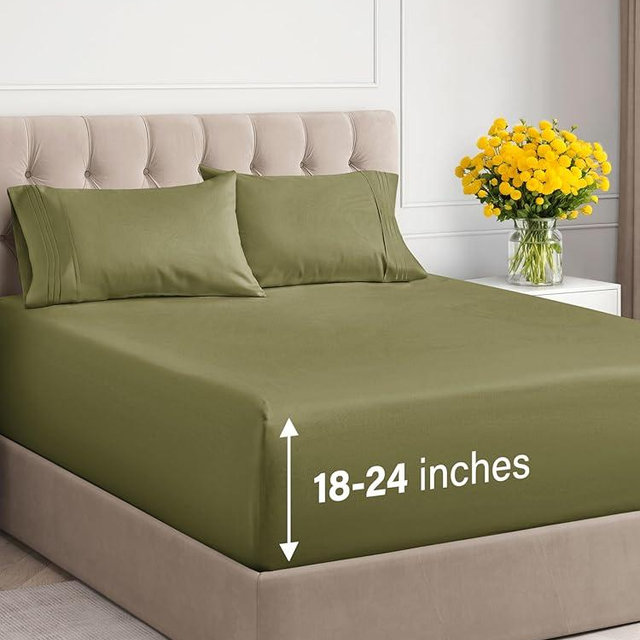 Extra Deep Pocket King Sheets - 4 Piece Breathable & Cooling Bed Sheets - Hotel Luxury Bed Sheet Set - Soft, Wrinkle Free & Comfy - Easily Fits Extra Deep Mattresses - Deep Pocket Sage Green Sheets