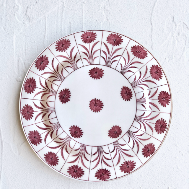 PRE-ORDER - Amethyst Daisy Dinner Plate